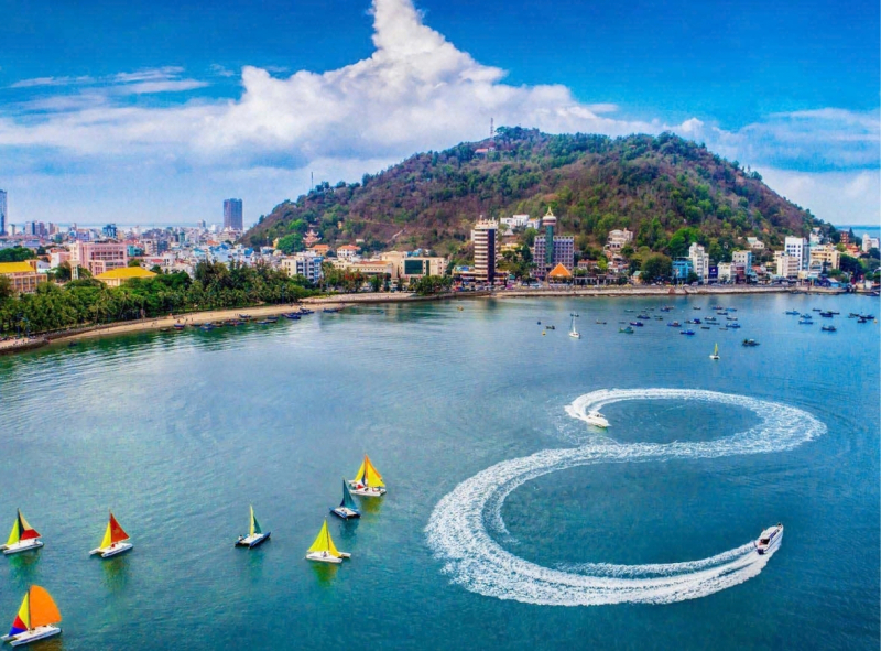 VŨNG TÀU - BIỂN XANH VẪY GỌI