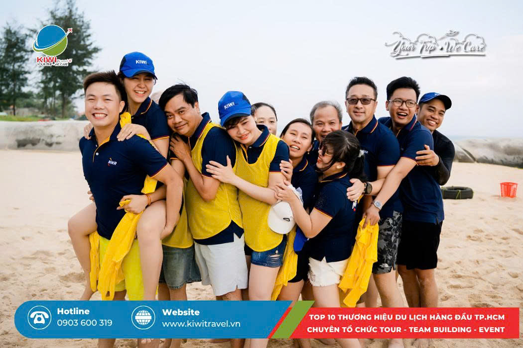 KIWI Travel x NNR | ''STRONGER TOGETHER''