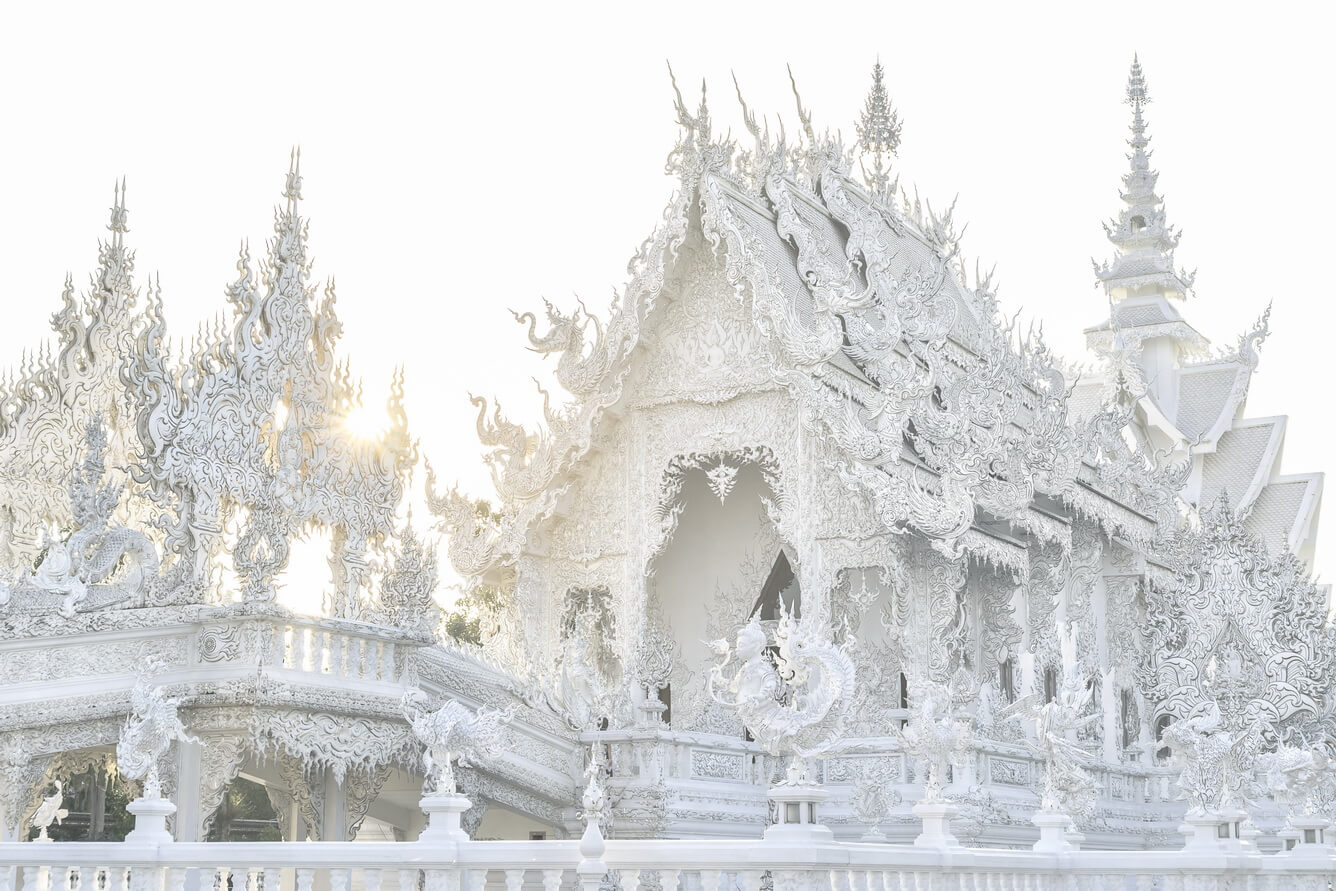 Top 5 địa điểm nên ghé 1 lần trong đời tại “xứ sở chùa vàng''