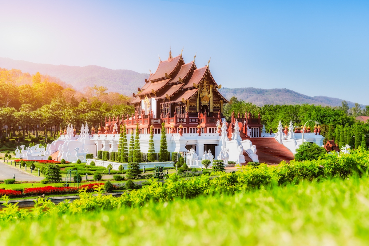Top 5 địa điểm nên ghé 1 lần trong đời tại “xứ sở chùa vàng''