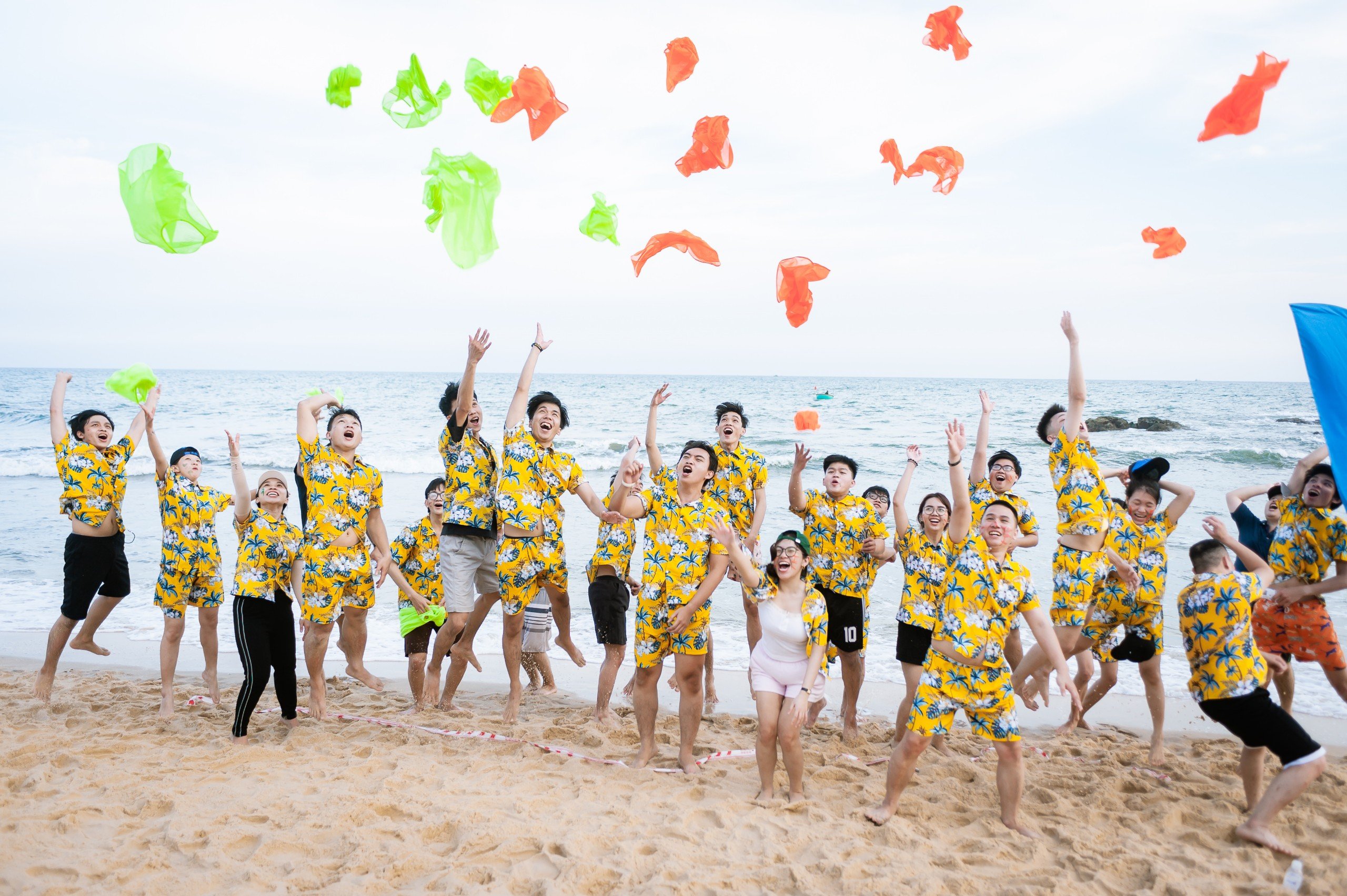 Team Building: ''Cùng Nhau Vươn Tầm Cao Mới''